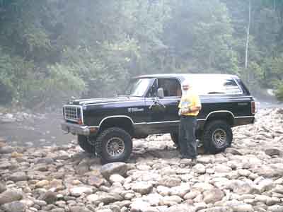 Forrest Wilson's 
  'new' 4x4 - Cave Vehicle - Snail Shell Trip Aug 2004